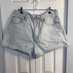 Levi’s Womens Jean Shorts